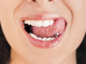 Piercings en la boca, una moda peligrosa